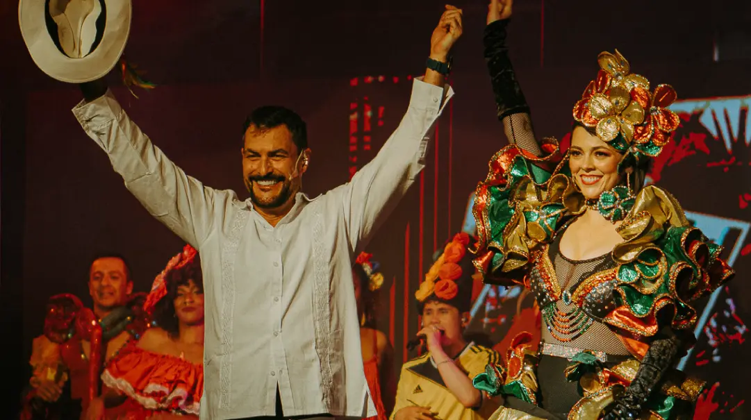 Cabaret_Espectaculos_ColombiaCarnaval_pickSlide_13